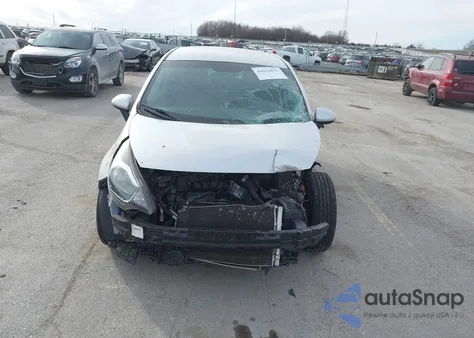 2015 Kia Rio Lx z USA, uszkodzony, nr VIN KNADM4A38F6432747